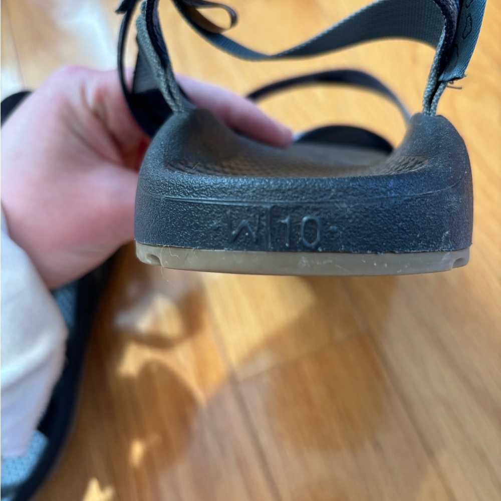 Chacos - Picture 4 of 5